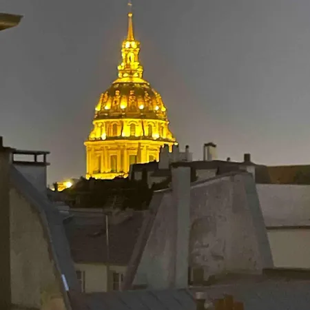 Beautiful Terrace Invalides And Fireplace * Parijs