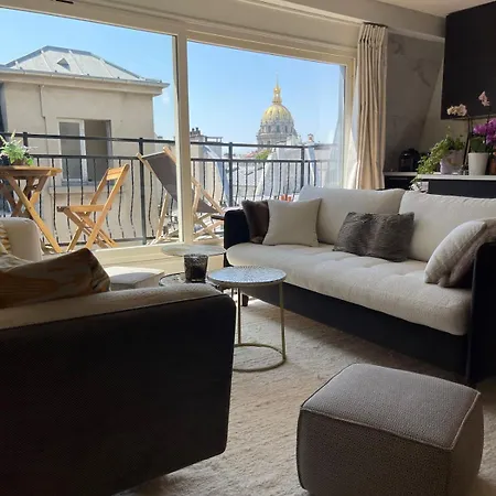 Beautiful Terrace Invalides And Fireplace Parijs