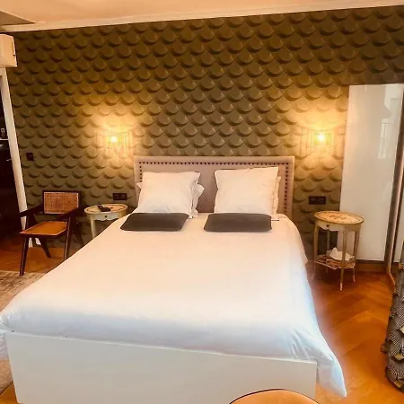 Beautiful Terrace Invalides And Fireplace * パリ