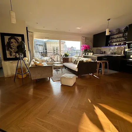 Beautiful Terrace Invalides And Fireplace パリ