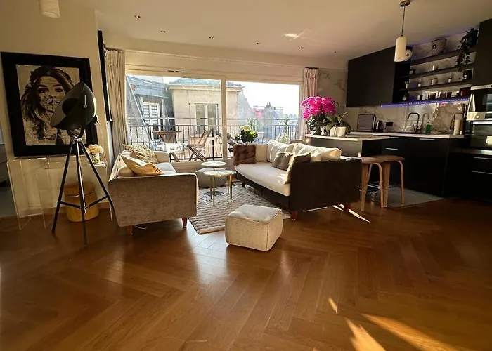 Beautiful Terrace Invalides&fireplace Paris