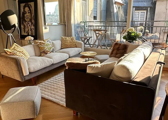 Beautiful Terrace Invalides&fireplace