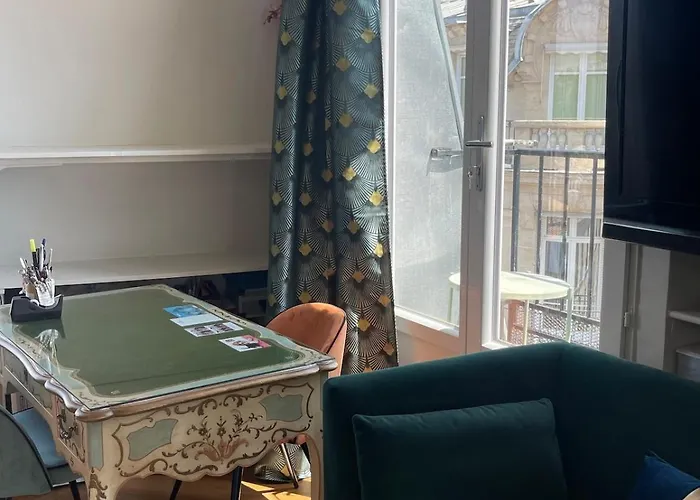 Beautiful Terrace Invalides&fireplace Appartement