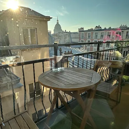 Апартаменты Beautiful Terrace Invalides And Fireplace
