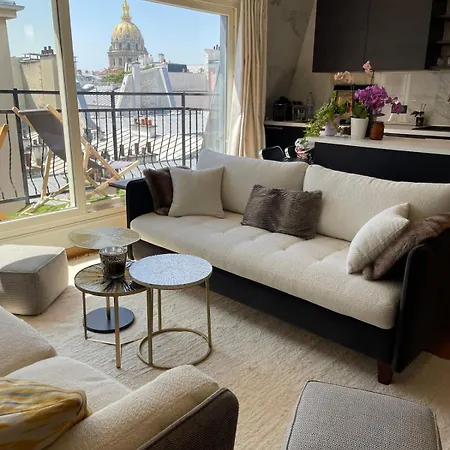 Beautiful Terrace Invalides And Fireplace Апартаменты